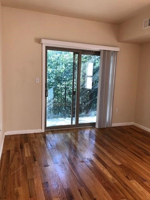 54 Bergen Ave unit 3, Jersey City, NJ 07305 - photo 2