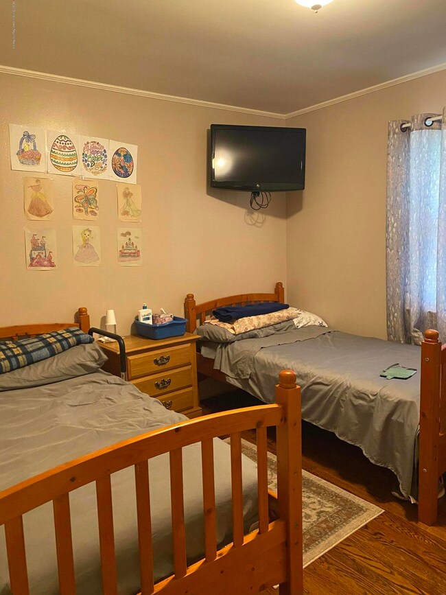 372 Broad St, Eatontown, NJ 07724 - photo 6