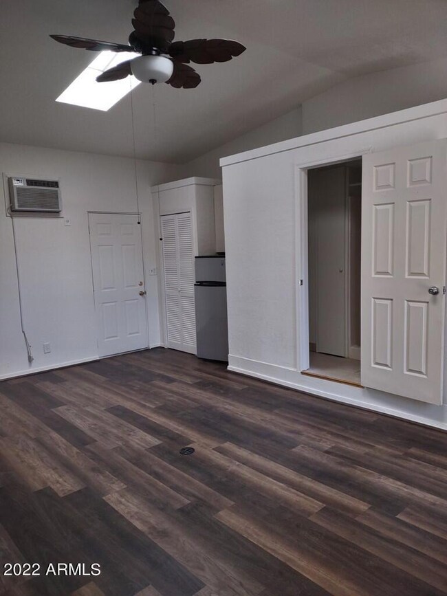 ONE SIDE OF UNIT