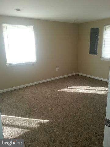 2121 Oak Rd, Sparrows Point, MD 21219 - photo 6