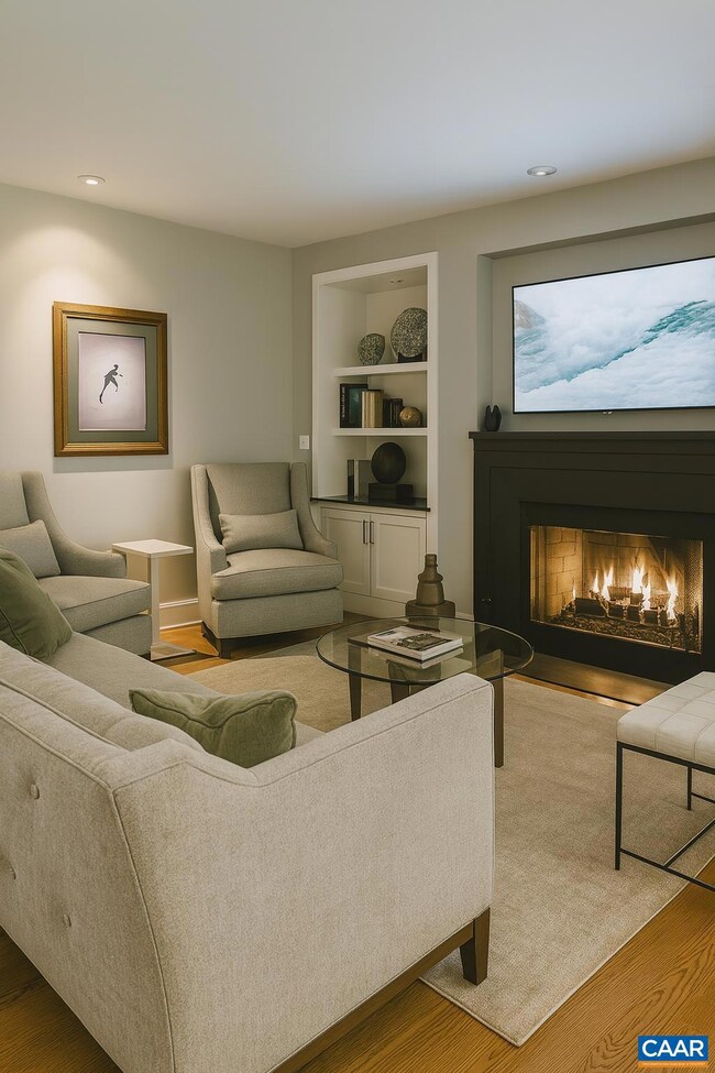 200 Garrett St unit 612, Charlottesville, VA 22902 - photo 4