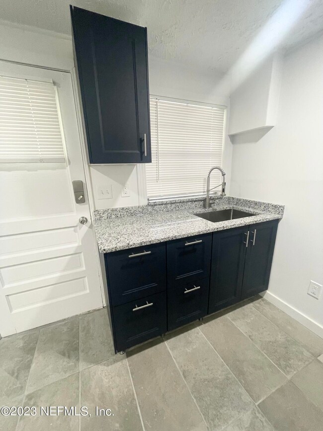 1323 Woodruff Ave, Jacksonville, FL 32205 - photo 6