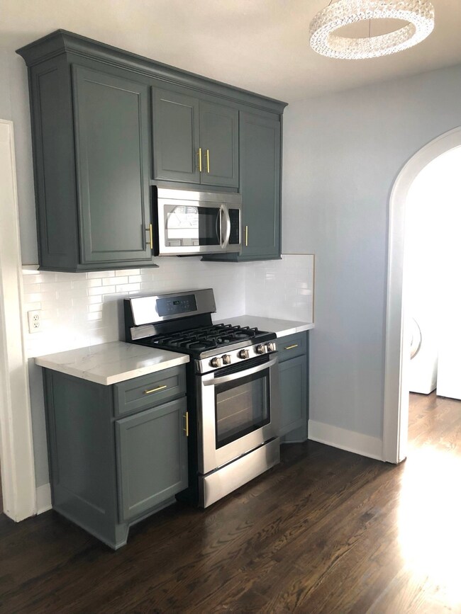 2200 Avenue M, Rosenberg, TX 77471 - photo 5