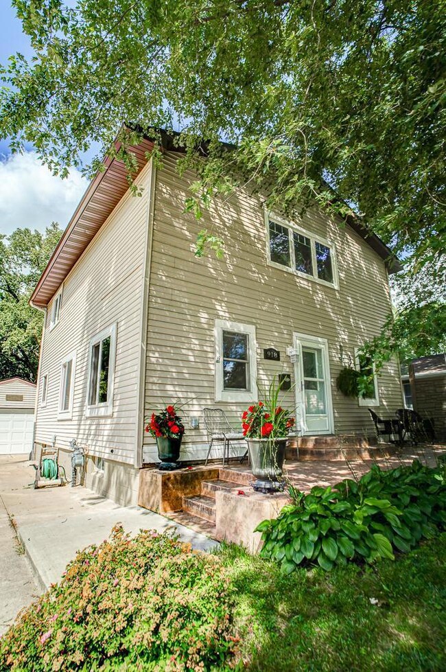 918 William St N, Stillwater, MN 55082 - photo 2