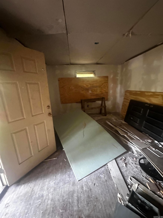 4423 W 23rd St, Little Rock, AR 72204 - photo 2