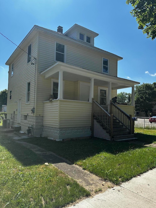 1317 John St, Kalamazoo, MI 49001 - photo 2