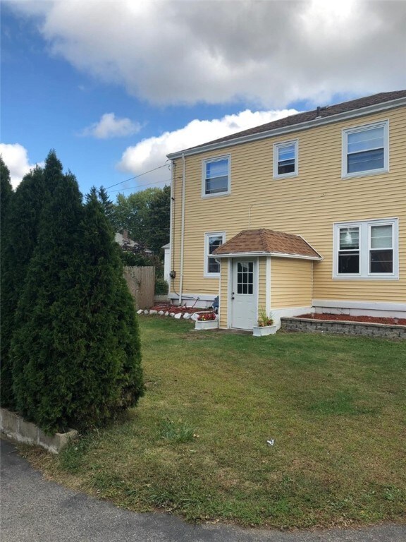 84 Waldron Ave, Cranston, RI 02910 - photo 5