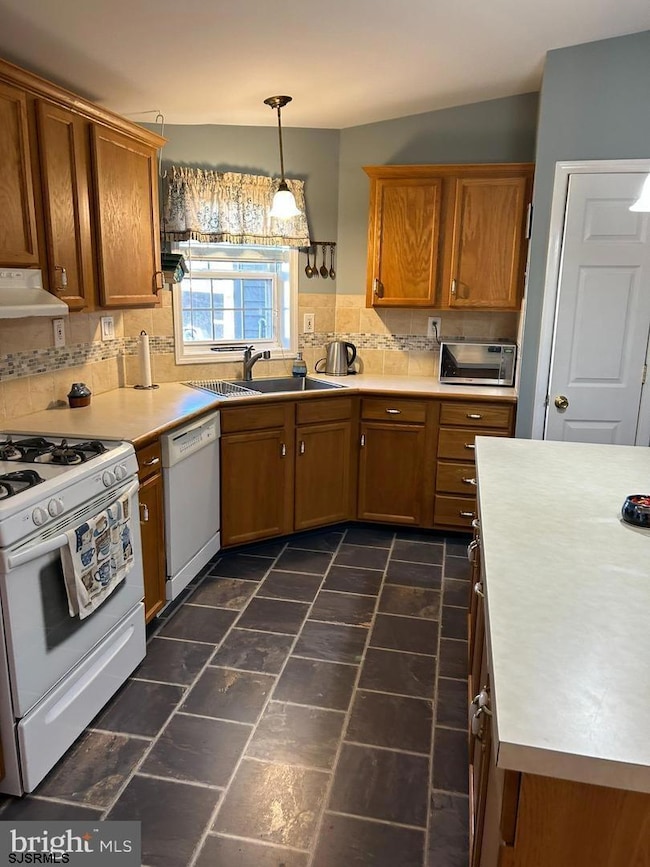 197 Pebble Beach Dr, Hamilton, NJ 08330 - photo 5