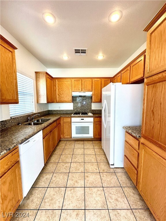 5383 Flowing Spring St, Las Vegas, NV 89122 - photo 7