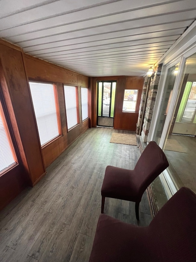 4601 W 82nd St, Chicago, IL 60652 - photo 5