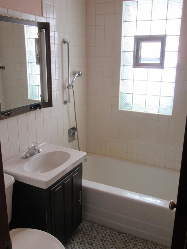 4026 Ross Rd, Gary, IN 46408 - photo 5