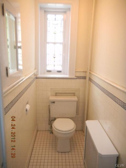 216 N 17th St unit 2, Allentown, PA 18104 - photo 7