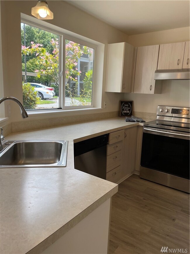 5300 Harbour Pointe Blvd unit 310C, Mukilteo, WA 98275 - photo 7