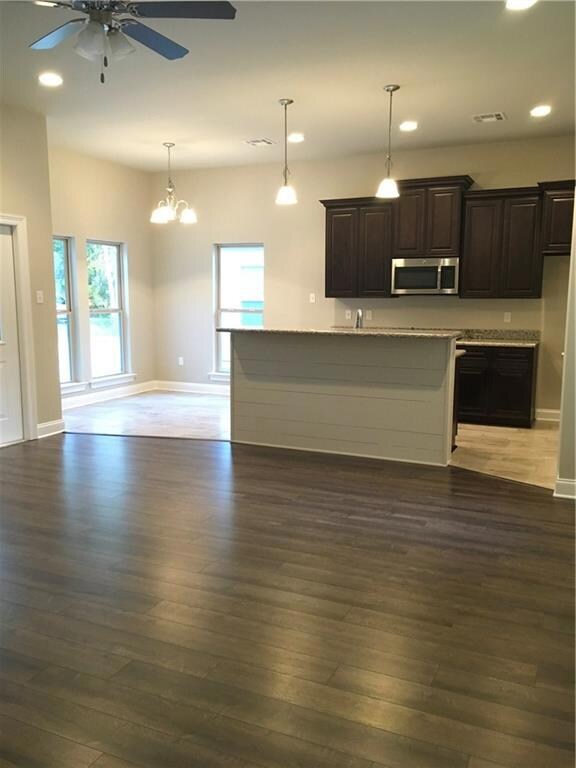 2304 Oriole St, Slidell, LA 70460 - photo 2