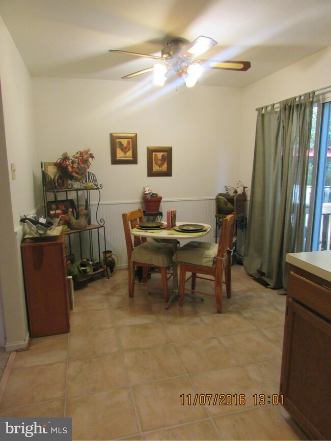 14905 Carriage Square Dr, Silver Spring, MD 20906 - photo 7