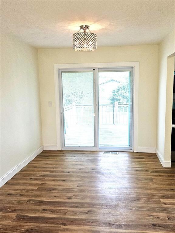 3213 Yvette Ct, Florissant, MO 63031 - photo 7