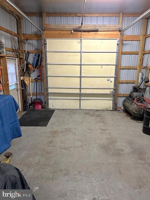 917 E Clay St, Shamokin, PA 17872 - photo 5