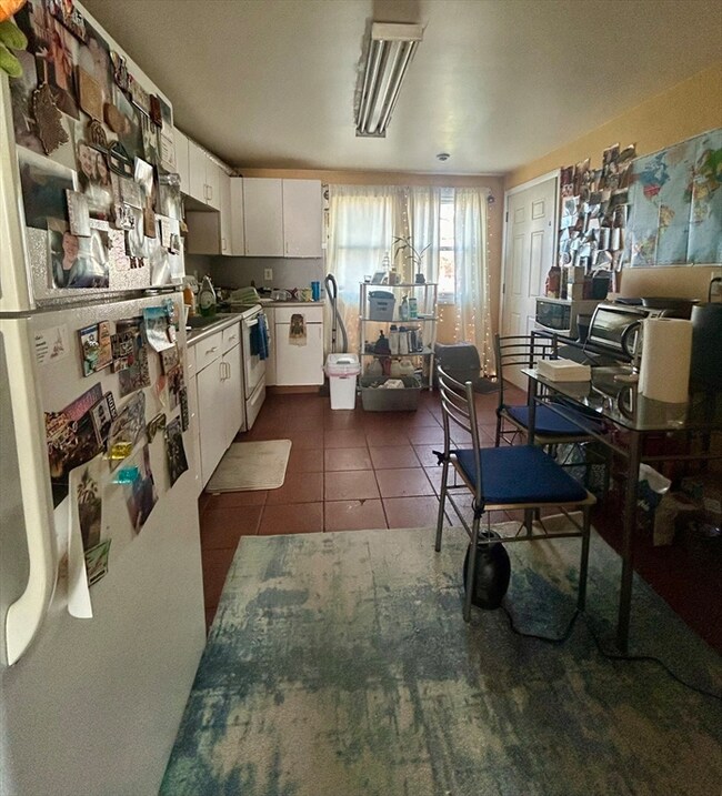 1040 Cove Rd unit 1, New Bedford, MA 02744 - photo 7