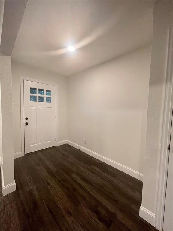 437 Hillview Dr, Hurst, TX 76054 - photo 3