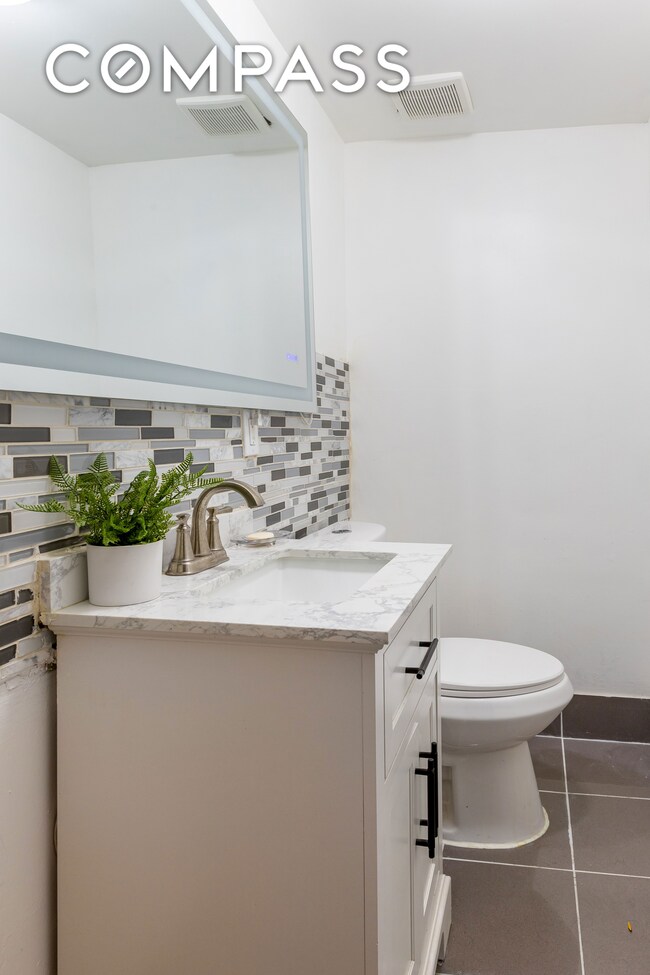 610 E 181st St, Bronx, NY 10457 - photo 7