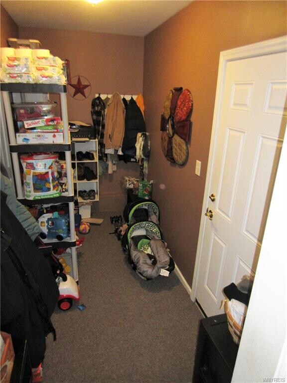 1352 Forbes St, North Tonawanda, NY 14120 - photo 5