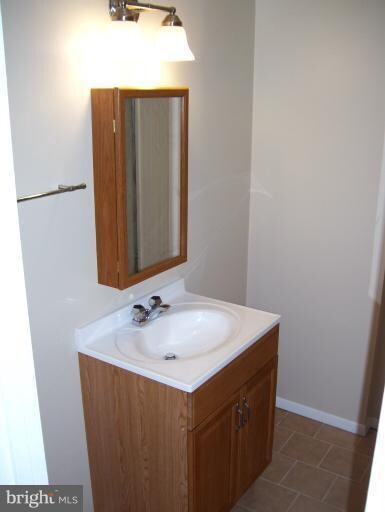 8303 Fremont St, New Carrollton, MD 20784 - photo 5