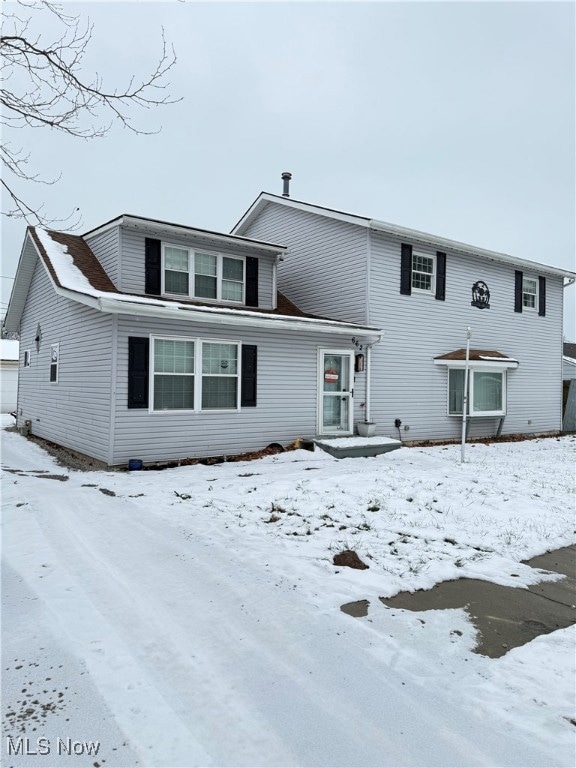 662 Kenilworth Ave, Sheffield Lake, OH 44054 - photo 4