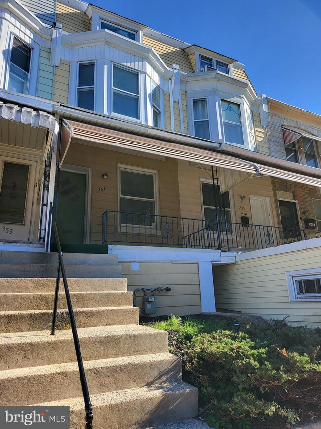 351 Linden St, Reading, PA 19604 - photo 2