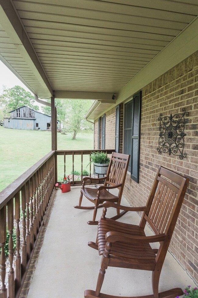 1604 Central Pike, Harrodsburg, KY 40330 - photo 4