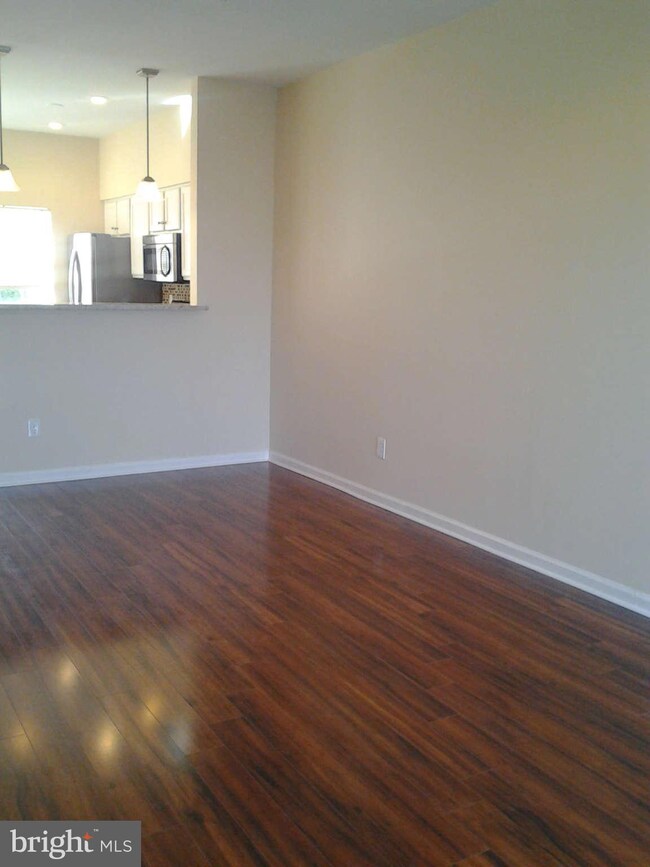 4134 Ashmere Cir, Dumfries, VA 22025 - photo 3