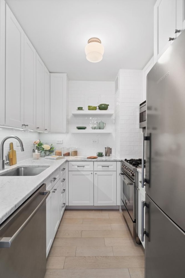 The Vermeer unit 19M, New York, NY 10011 - photo 6