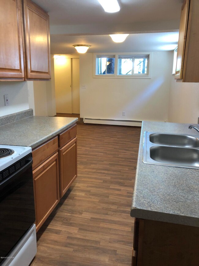 3908 Northwood Dr unit 2, Anchorage, AK 99517 - photo 7