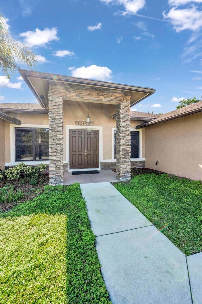 642 SW Icon Ave, Port Saint Lucie, FL 34953 - photo 5