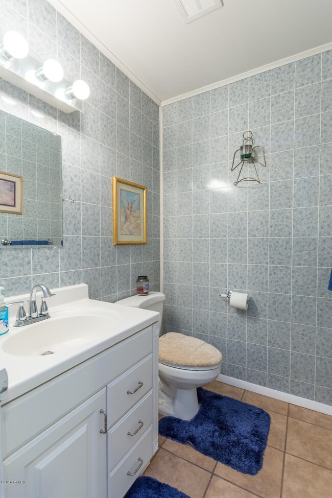 1458-s-saxony-dr-4_27189540540_o