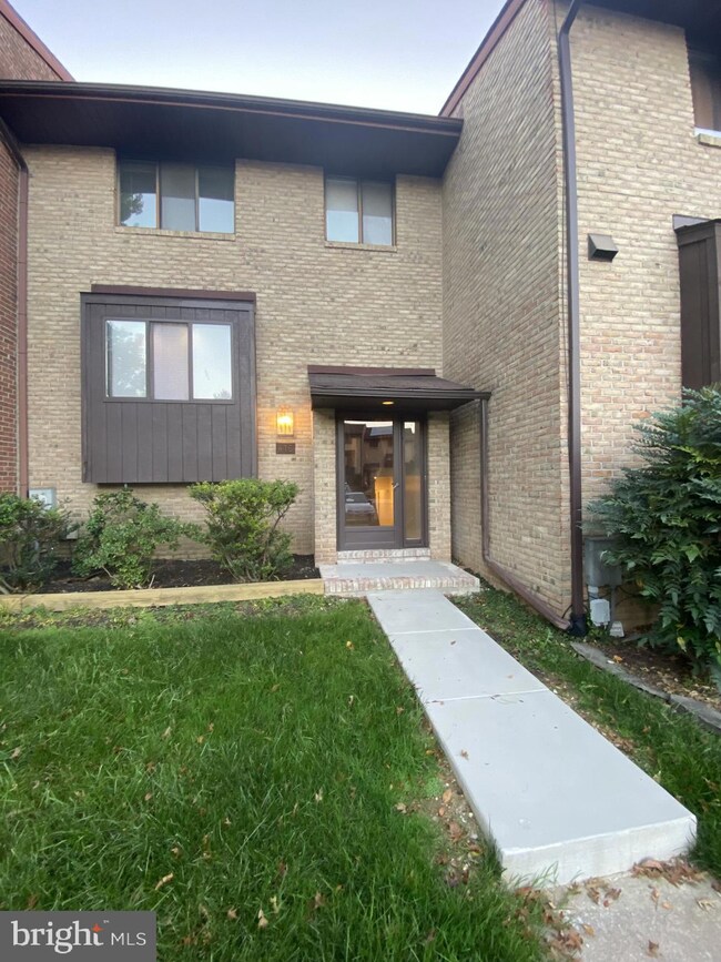 416 Five Farms Ln, Lutherville Timonium, MD 21093 - photo 3