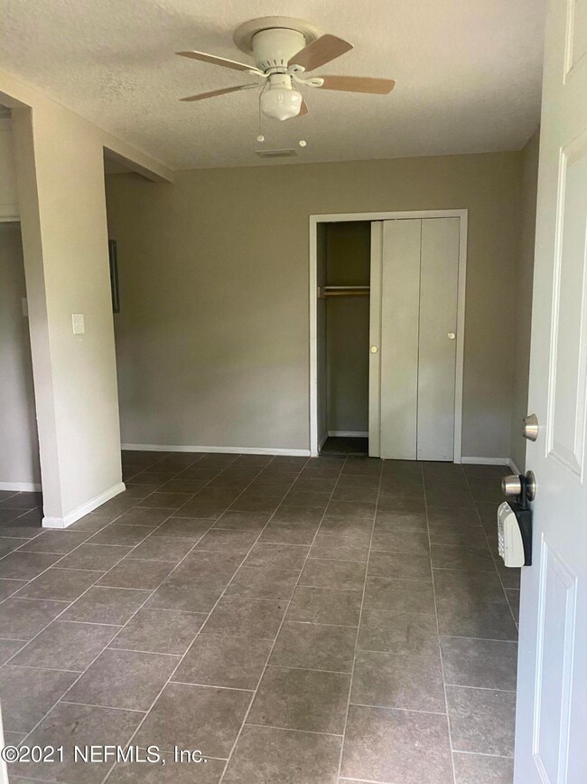 6330 Fabian Dr, Jacksonville, FL 32210 - photo 2