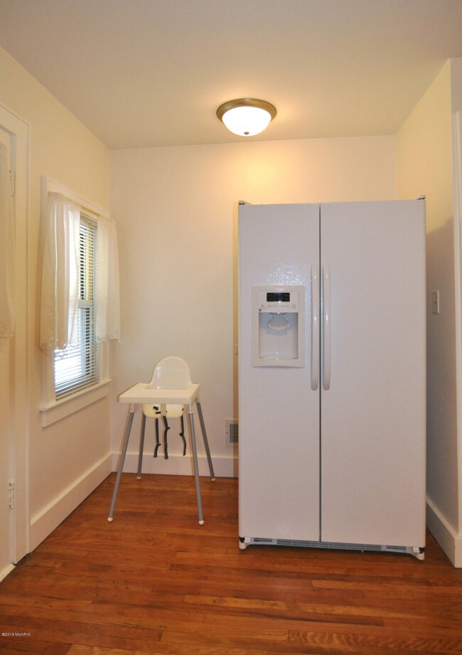Kitchen 4