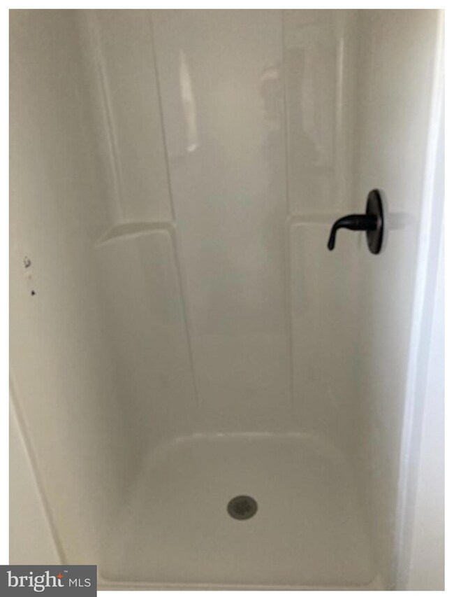 1499 Valley Rd unit . C, Berkeley Springs, WV 25411 - photo 6