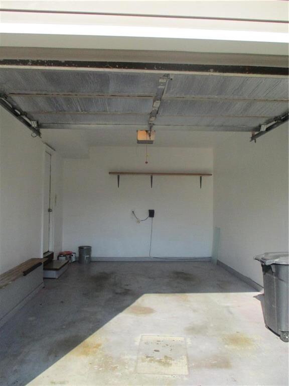 1455 Mohr Cir, Macungie, PA 18062 - photo 2