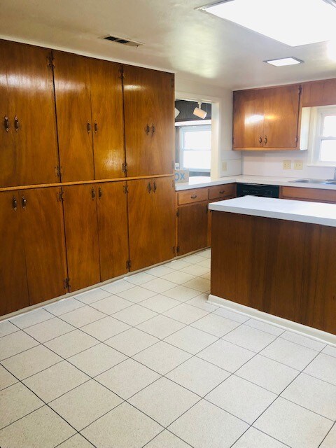 210 S Ozark St, Prairie Grove, AR 72753 - photo 5