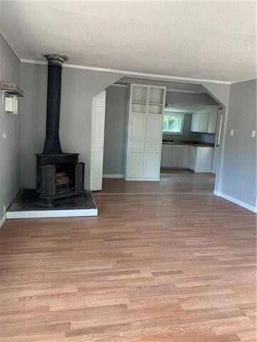 165 Avondale Ave, Azle, TX 76020 - photo 2