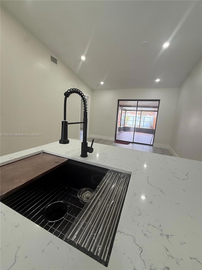 5751 W 21st Ct, Hialeah, FL 33016 - photo 7