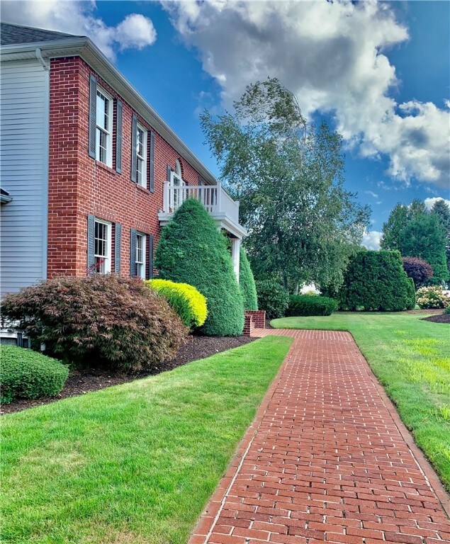 100 Cranberry Terrace, Cranston, RI 02921 - photo 2