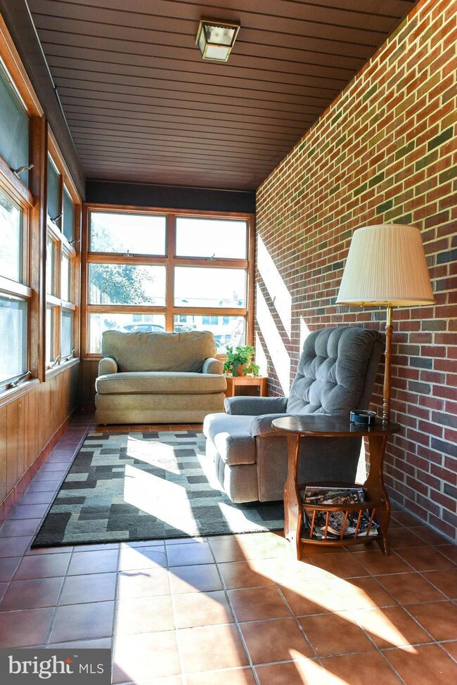 45039 Scotch Neck Rd, Hollywood, MD 20636 - photo 6