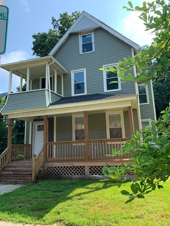 125 Sherman St, Springfield, MA 01109 - photo 2
