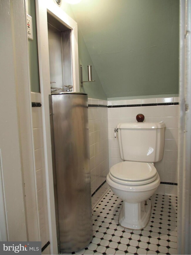 2017 E Pratt St, Baltimore, MD 21231 - photo 7