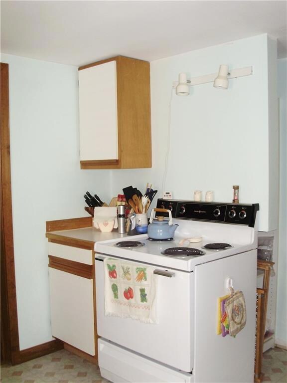 21 North Ave unit 9, Saco, ME 04072 - photo 5