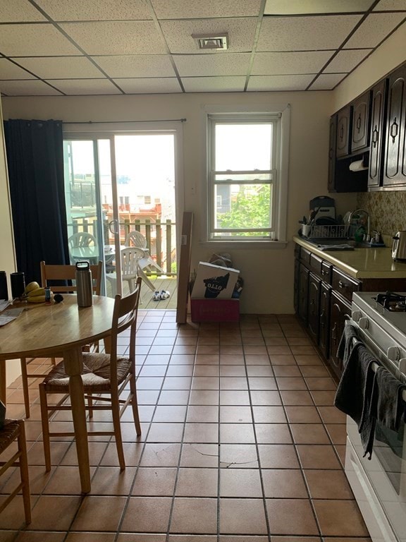 588 E 3rd St unit 3, Boston, MA 02127 - photo 3