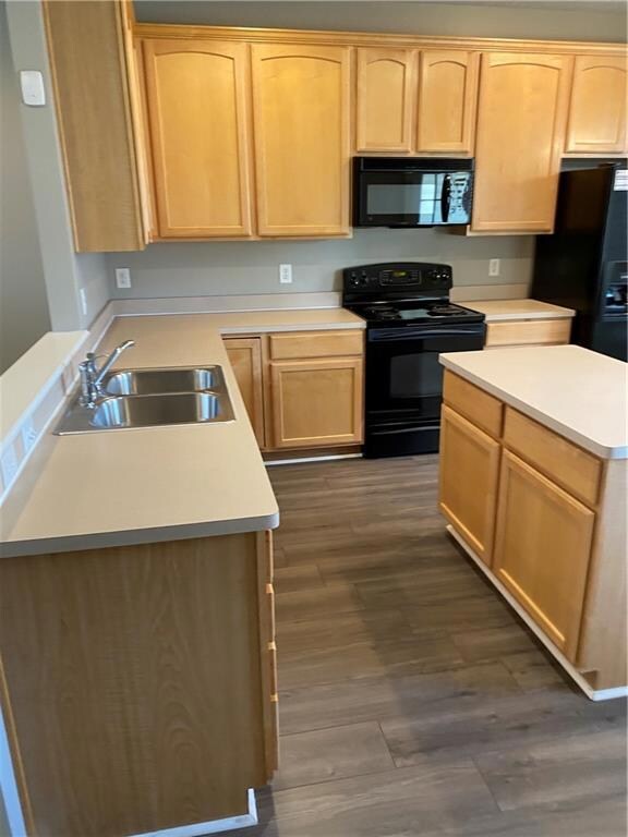 13833 Willesden Cir, Fishers, IN 46037 - photo 5