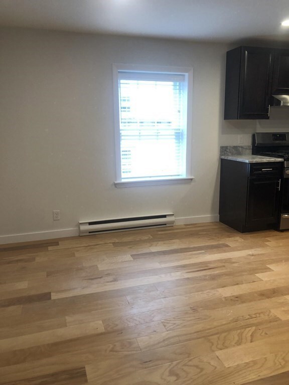 52 Lewis St unit 4, Boston, MA 02113 - photo 4